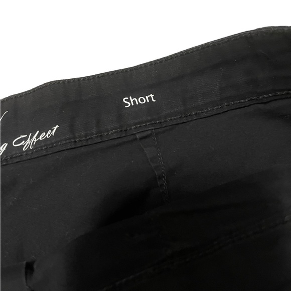 Gloria Vanderbilt Women’s Shorts - Picture 3 of 6